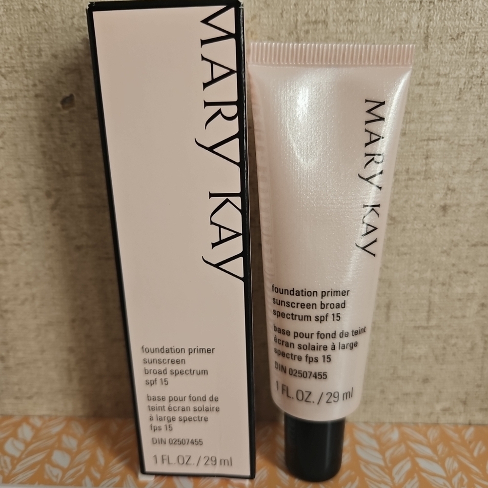 Mary Kay Foundation Primer SPF 15 - Cream
